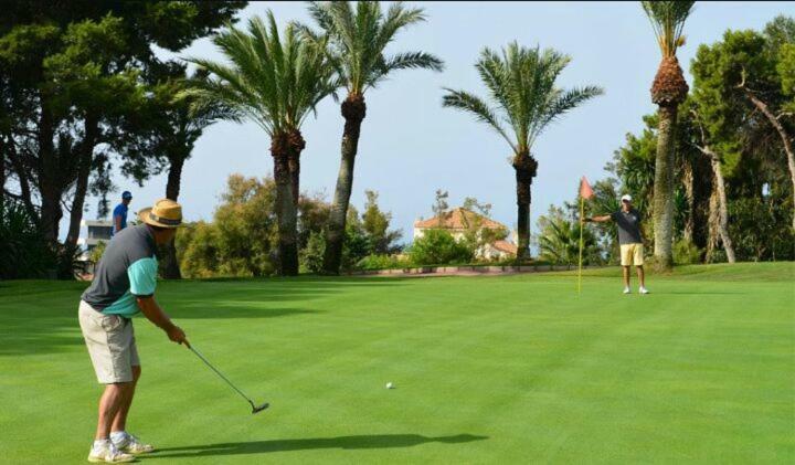 Estudio Sagitario Benalmadena Luaran gambar