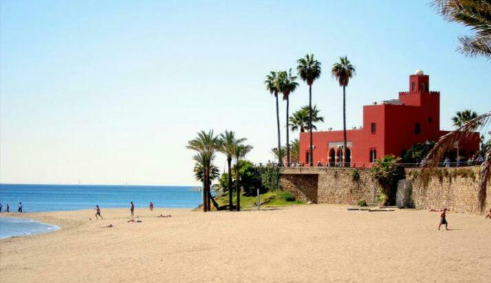 Estudio Sagitario Benalmadena Luaran gambar